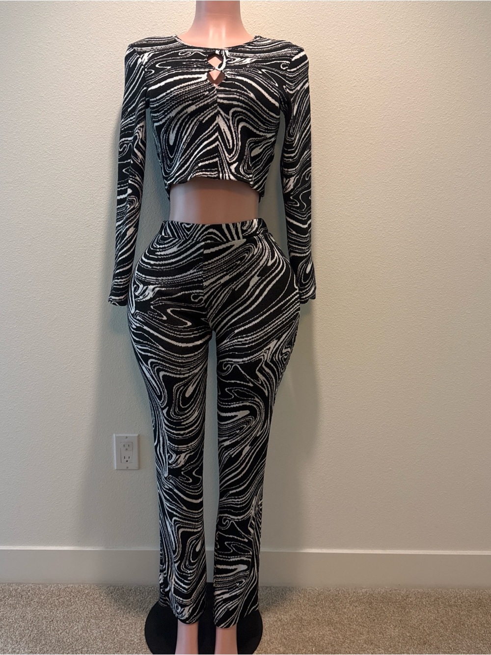 Zara Black & White Set